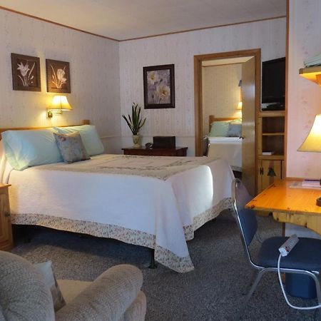 The Pines Country Inn Newcastle Zewnętrze zdjęcie